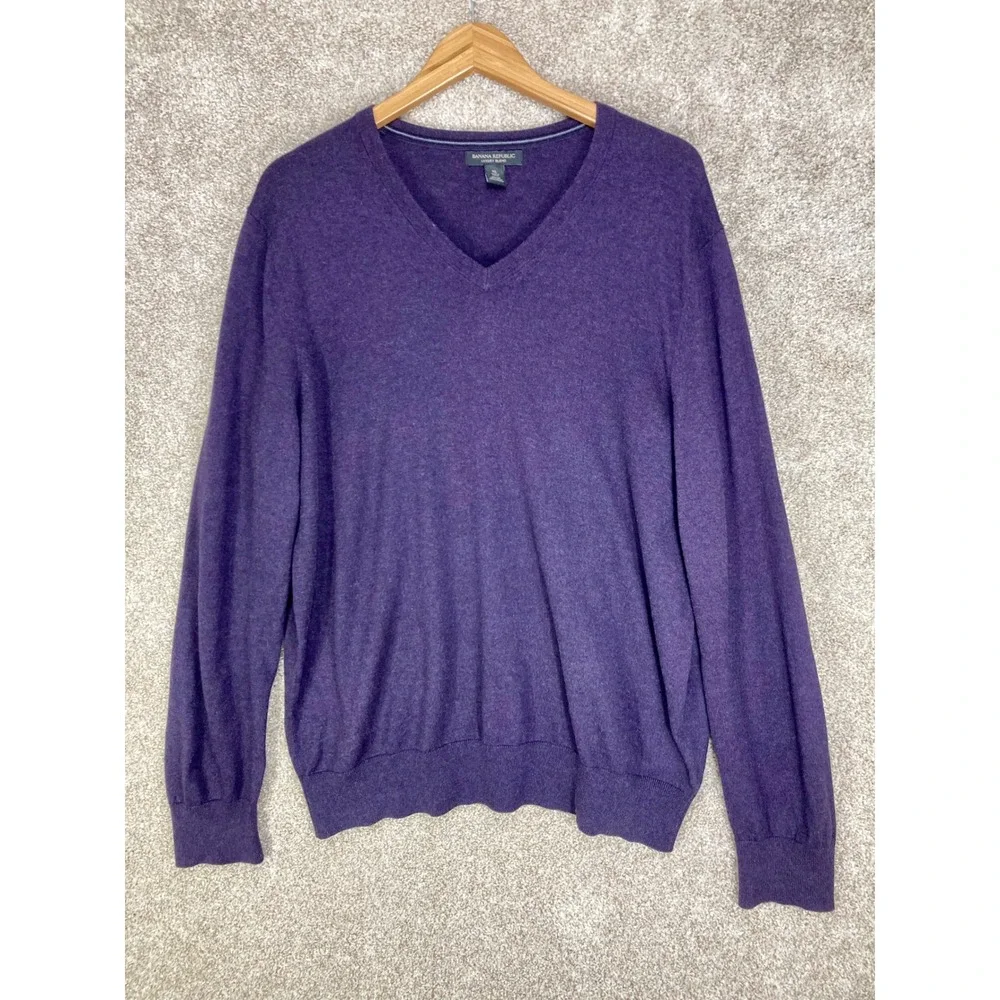 Banana Republic Silk Cashmere V-Neck Sweater Mens XL Purple Dark Academia Knit
